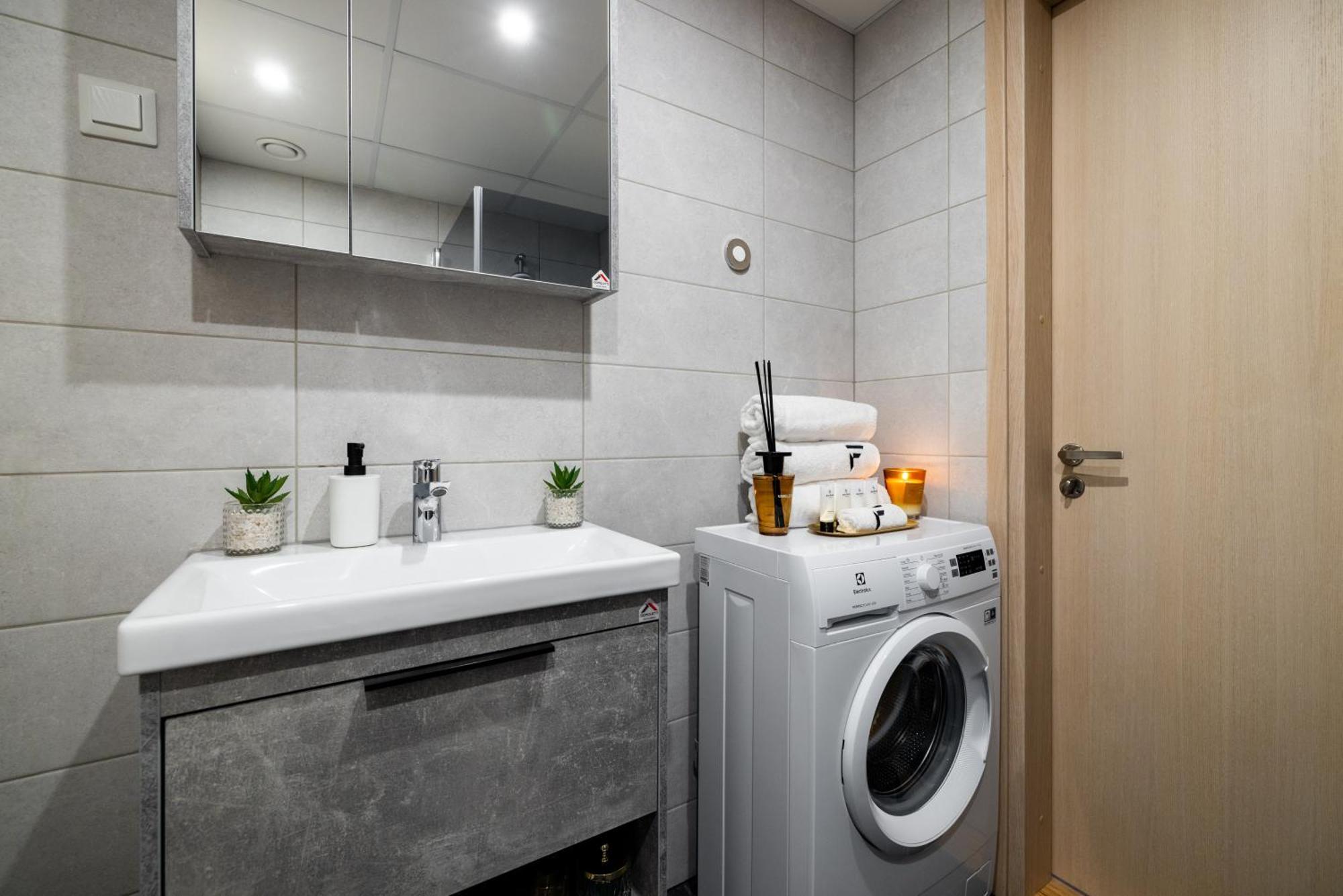 Fortune Apartments - River View, Contactless Тарту Екстериор снимка